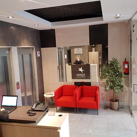 Apartamentos Real Lleida Kültér fotó