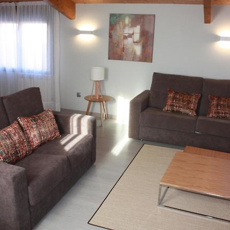 Apartamentos Real Lleida Kültér fotó
