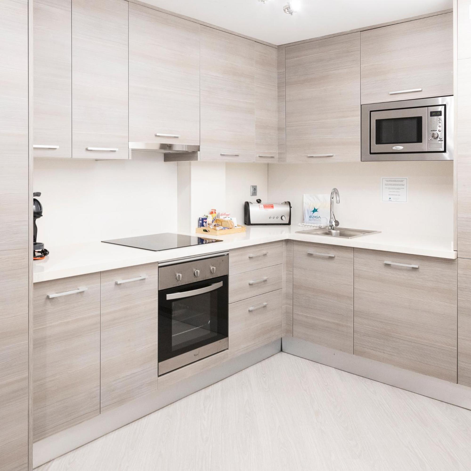 Apartamentos Real Lleida Kültér fotó