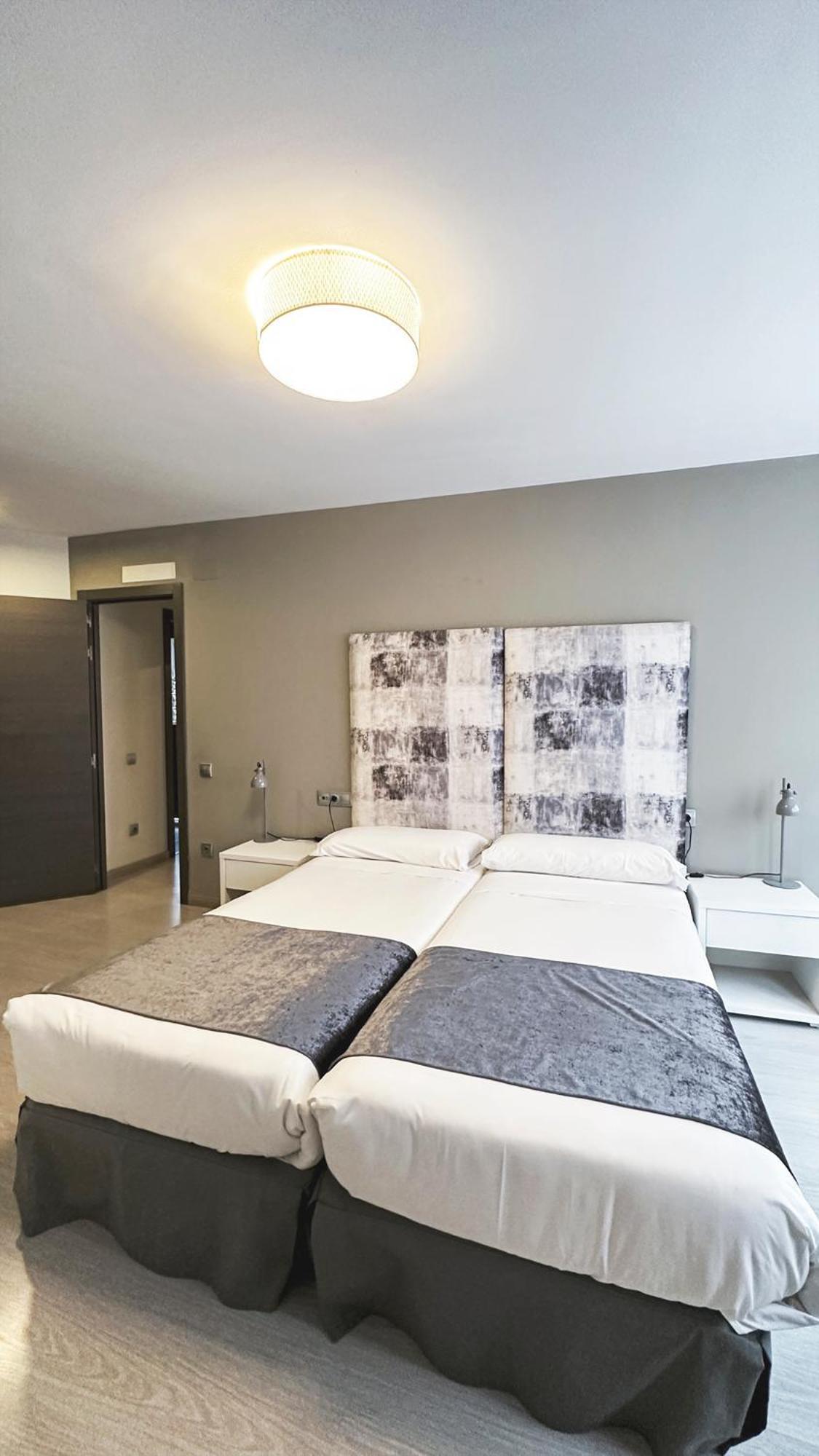 Apartamentos Real Lleida Kültér fotó