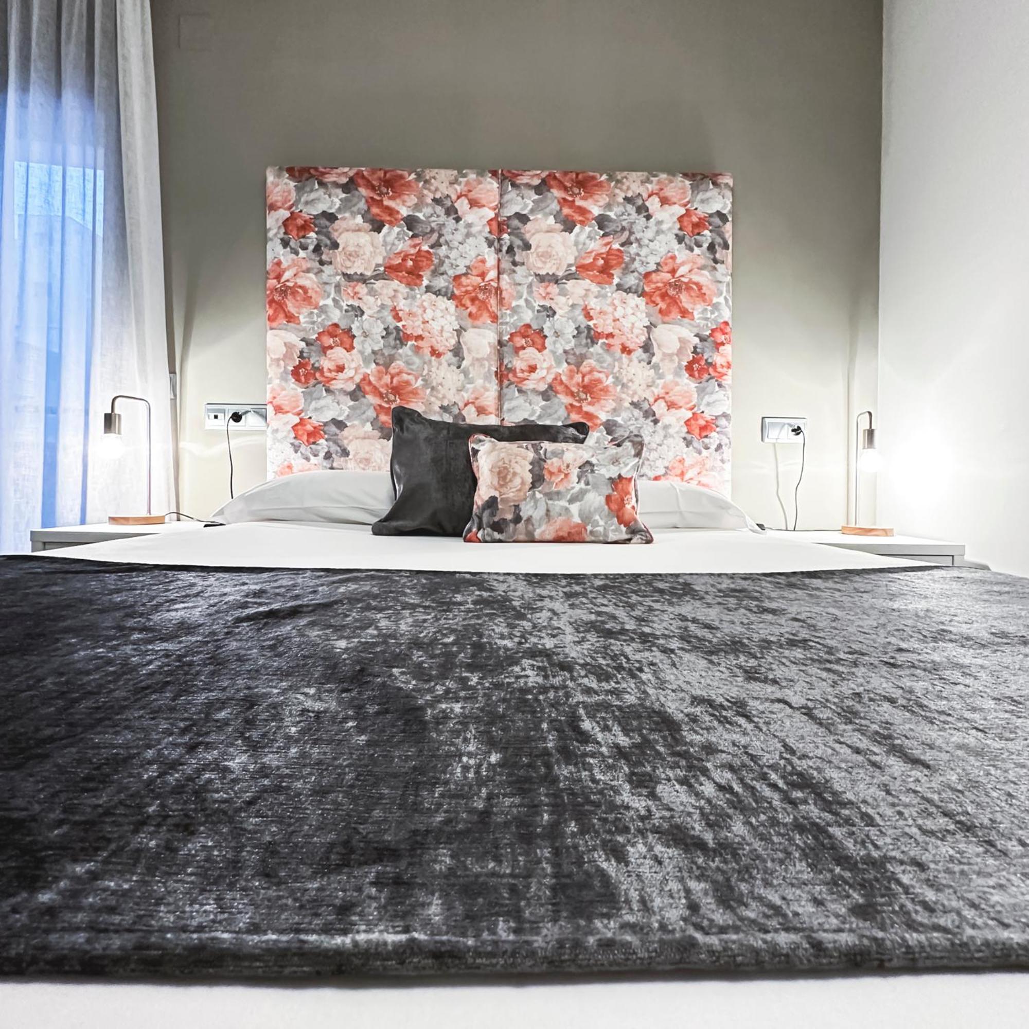 Apartamentos Real Lleida Kültér fotó