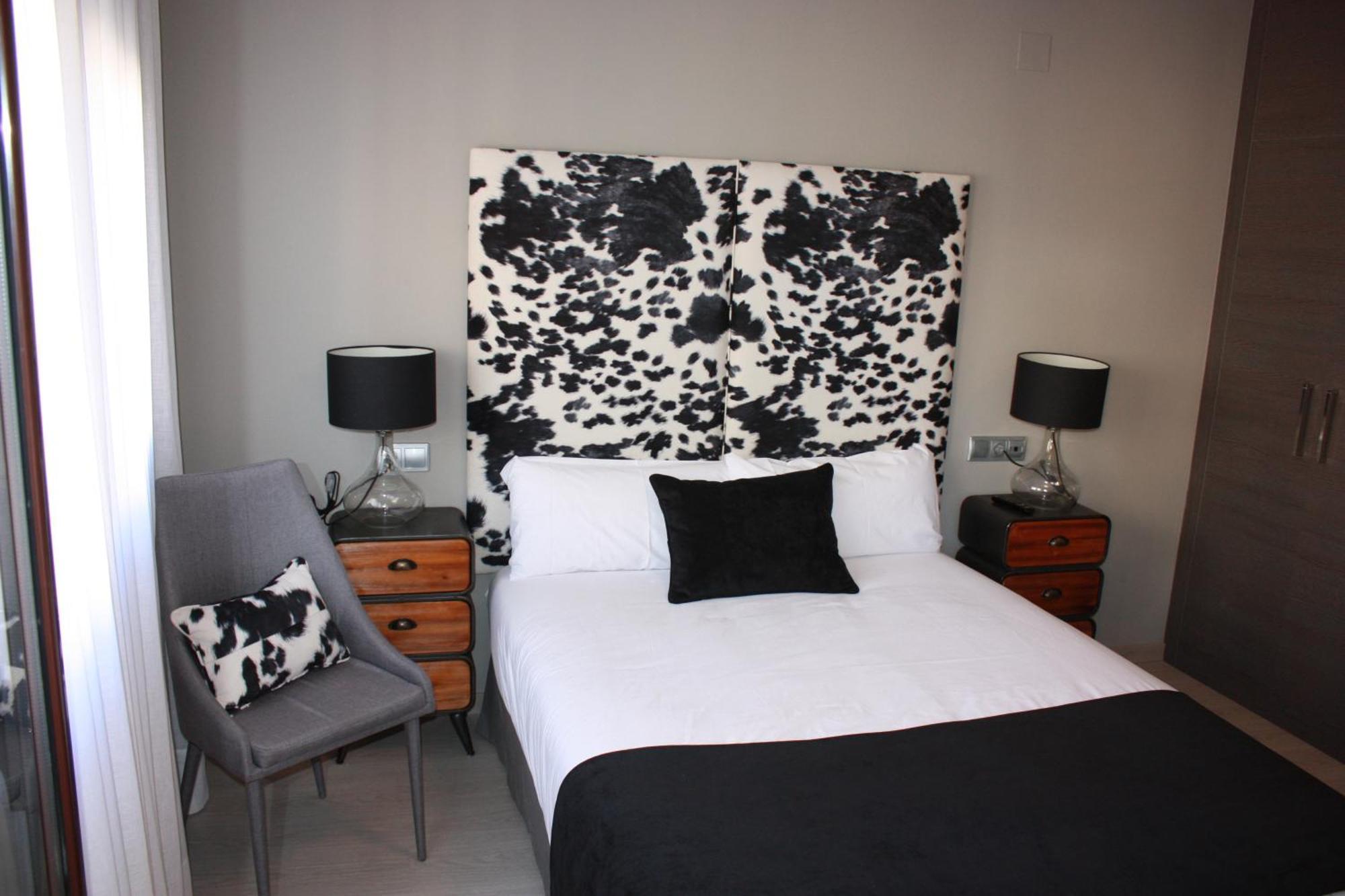 Apartamentos Real Lleida Szoba fotó