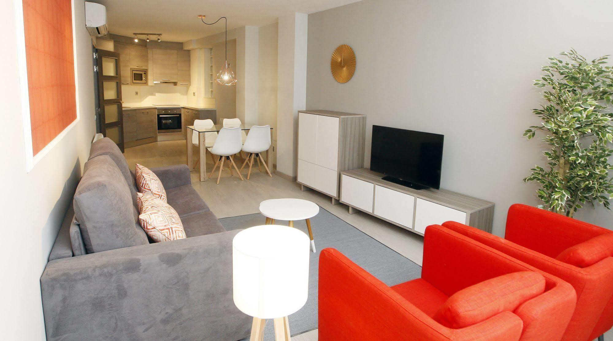Apartamentos Real Lleida Kültér fotó